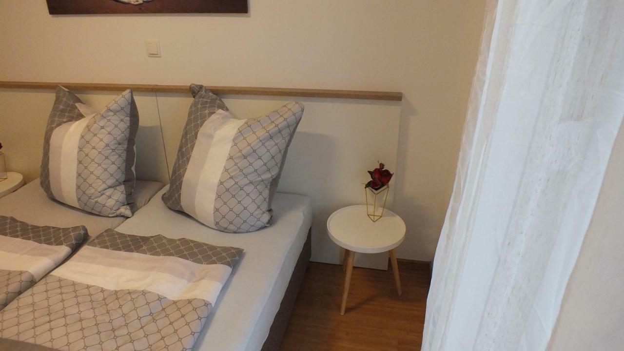 Apartment Paulina Novalja Eksteriør billede