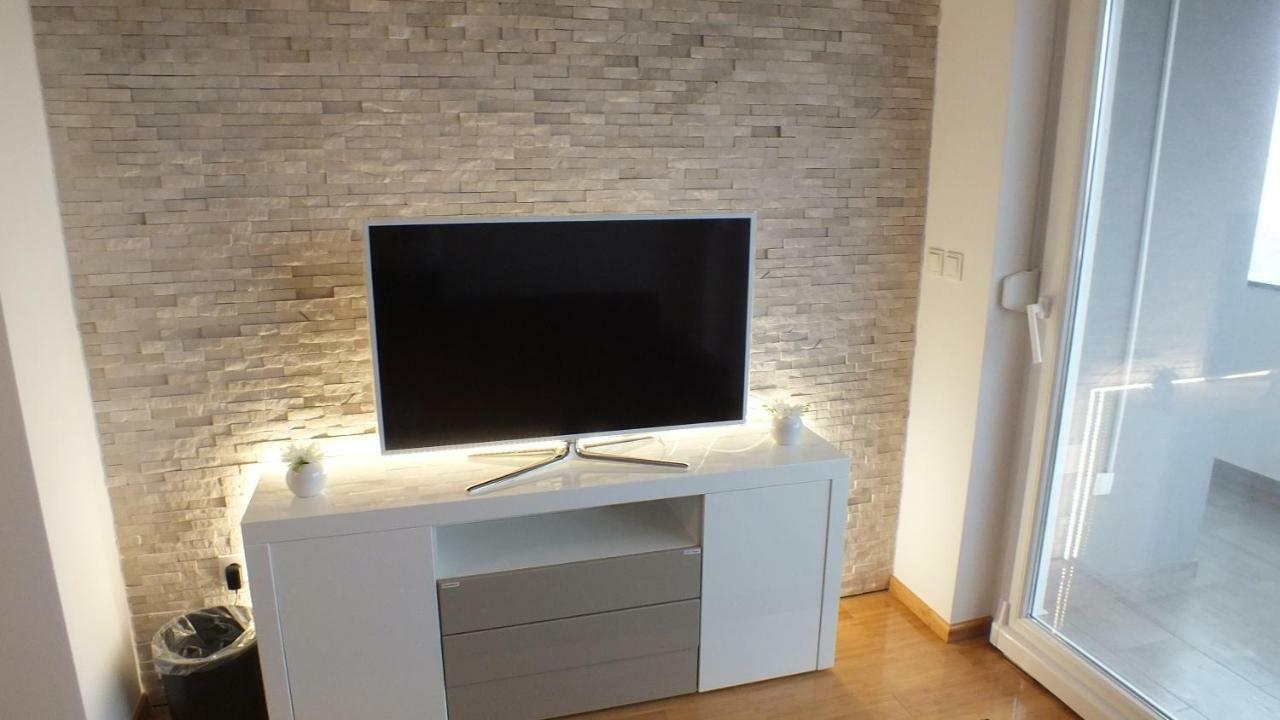 Apartment Paulina Novalja Eksteriør billede